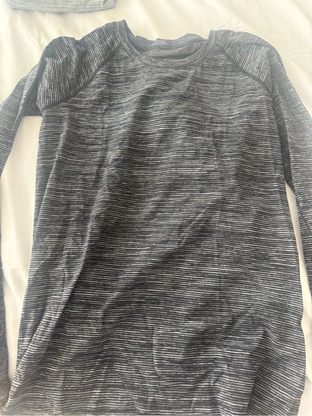 lululemon athletica Women's Long Sleeve Striped Crew - Black/White